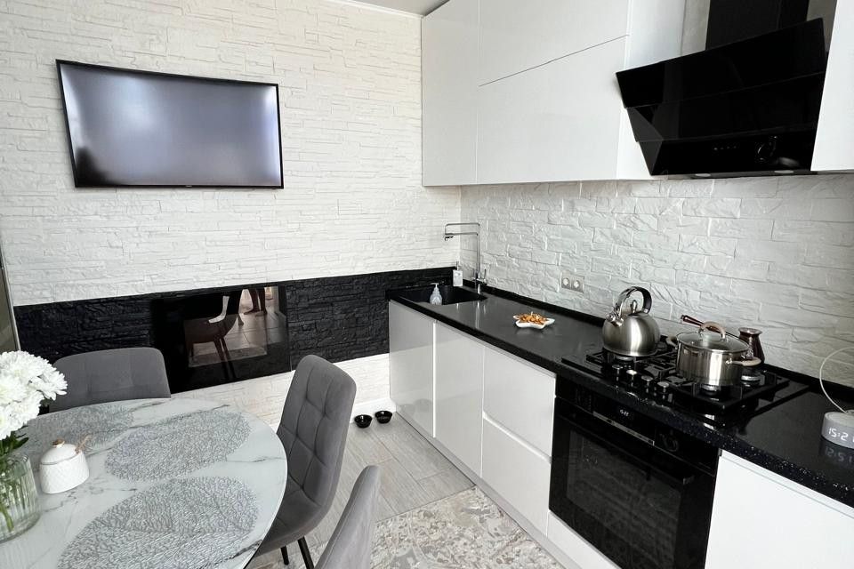 Продаётся 3-комнатная квартира, 59.5 м²