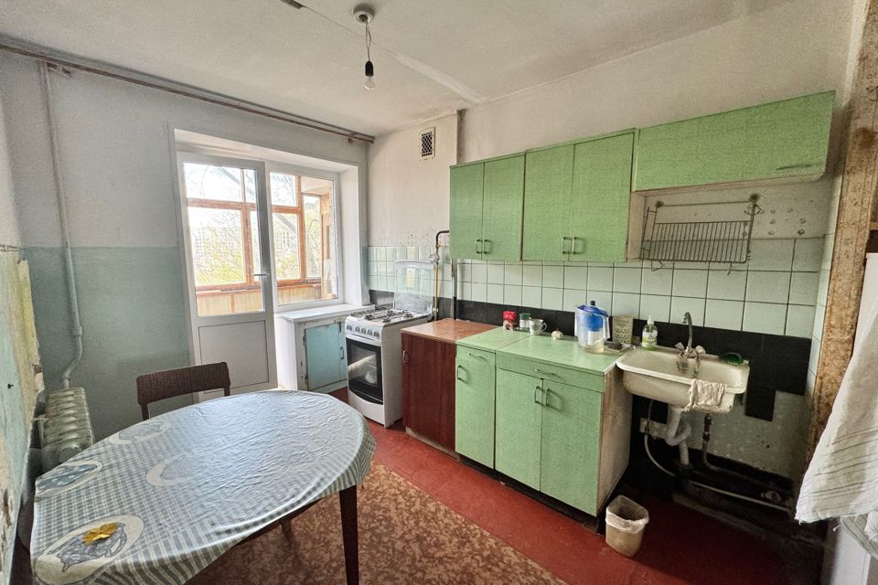Продаётся 2-комнатная квартира, 55.8 м²