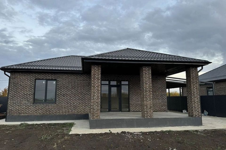 Продаётся 1-этажный дом, 105 м²