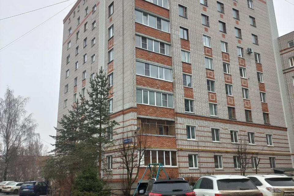 Продаётся 3-комнатная квартира, 117.4 м²