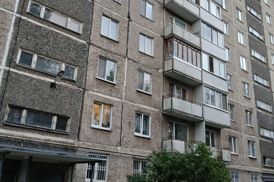 Продаётся 2-комнатная квартира, 43.8 м²