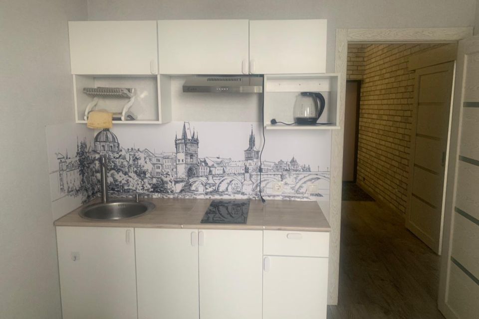 Продаётся 1-комнатная квартира, 37.3 м²