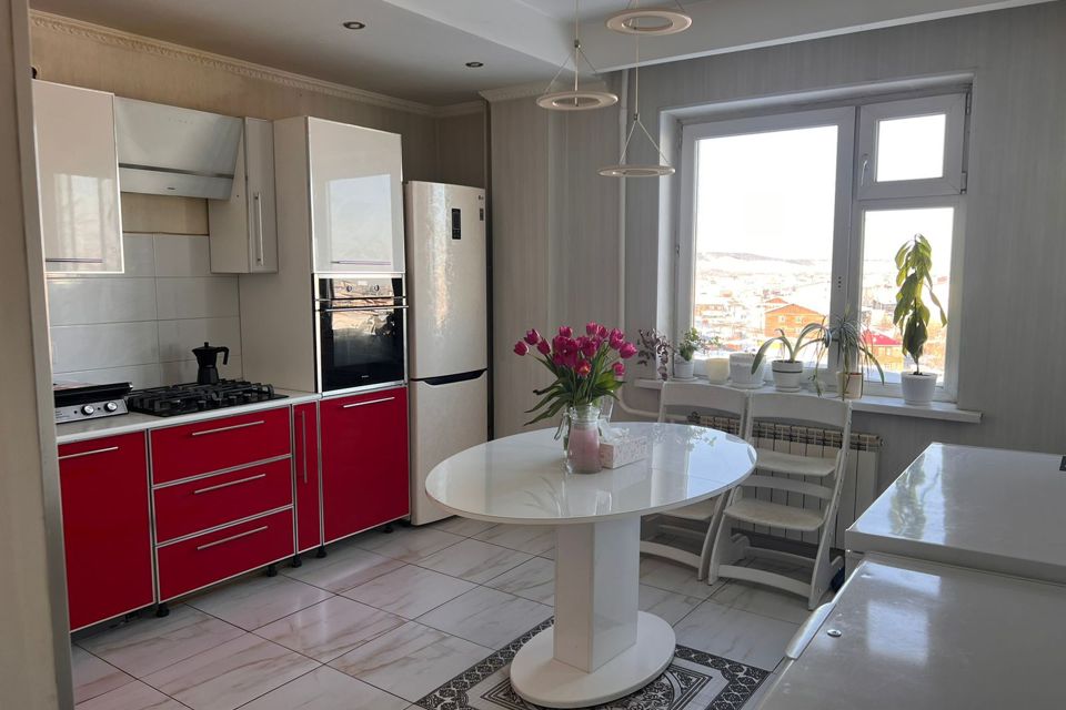 Продаётся 2-комнатная квартира, 62.8 м²