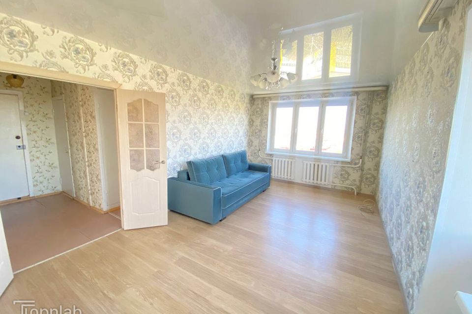 Продаётся 4-комнатная квартира, 70.1 м²
