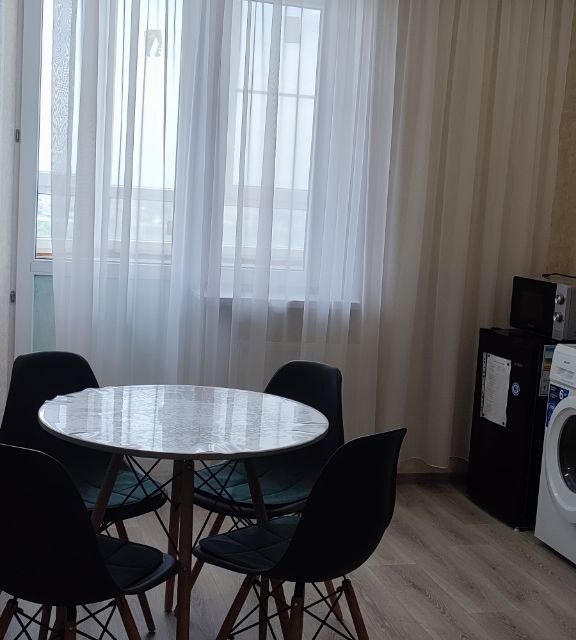 Сдаётся 1-комнатная квартира, 40 м²