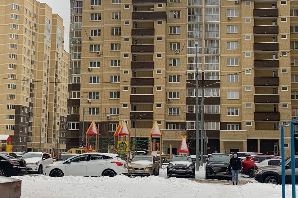 Продаётся 2-комнатная квартира, 60.2 м²