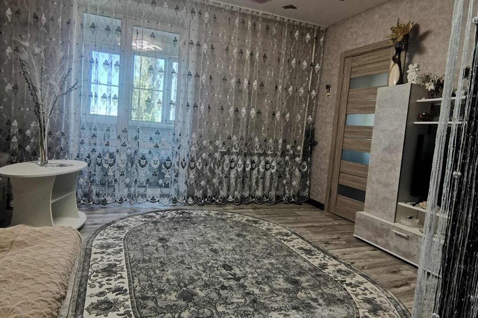 Продаётся 3-комнатная квартира, 59.3 м²