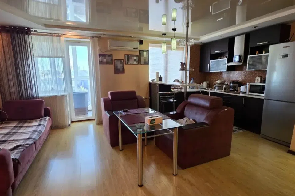 Продаётся 2-комнатная квартира, 52 м²
