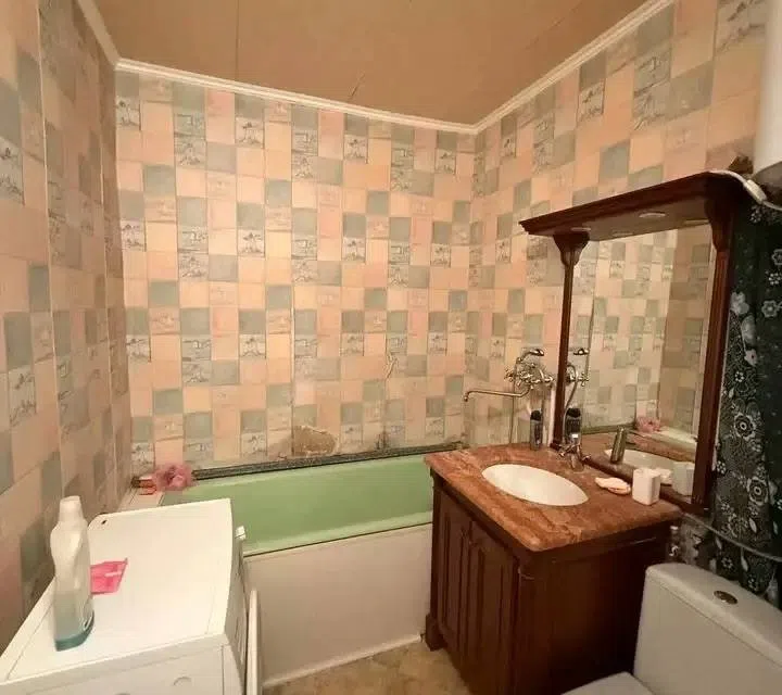 Продаётся 4-комнатная квартира, 94 м²