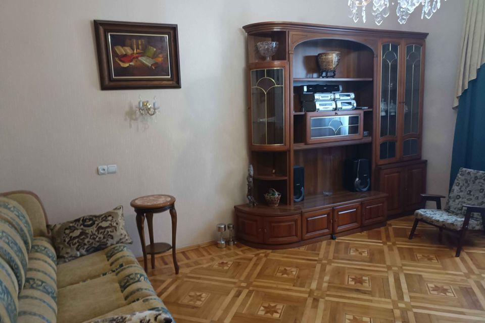 Сдаётся 3-комнатная квартира, 76 м²