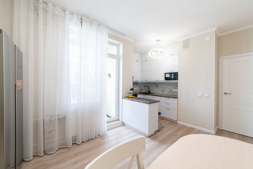 Продаётся 2-комнатная квартира, 55.78 м²