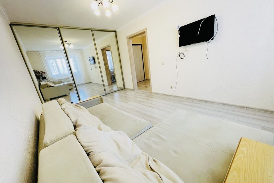 Сдаётся 1-комнатная квартира, 49 м²