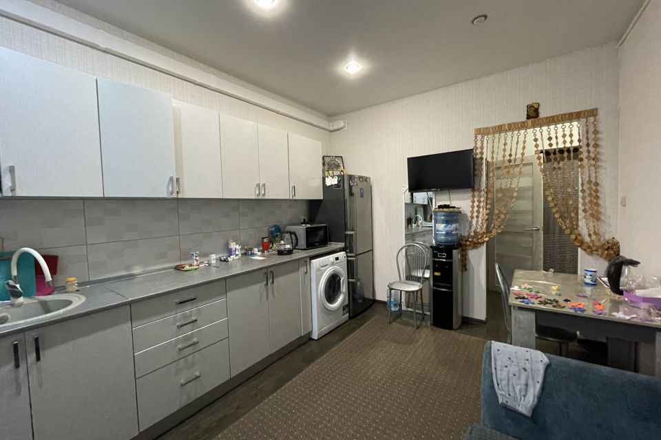 Продаётся 1-комнатная квартира, 40 м²