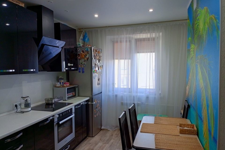Продаётся 1-комнатная квартира, 39.8 м²