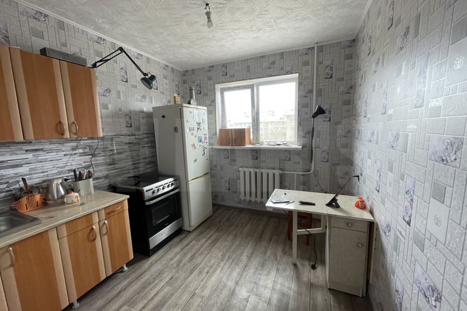 Продаётся 4-комнатная квартира, 82.9 м²