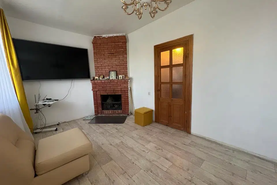 Продаётся 2-этажный дом, 80 м²