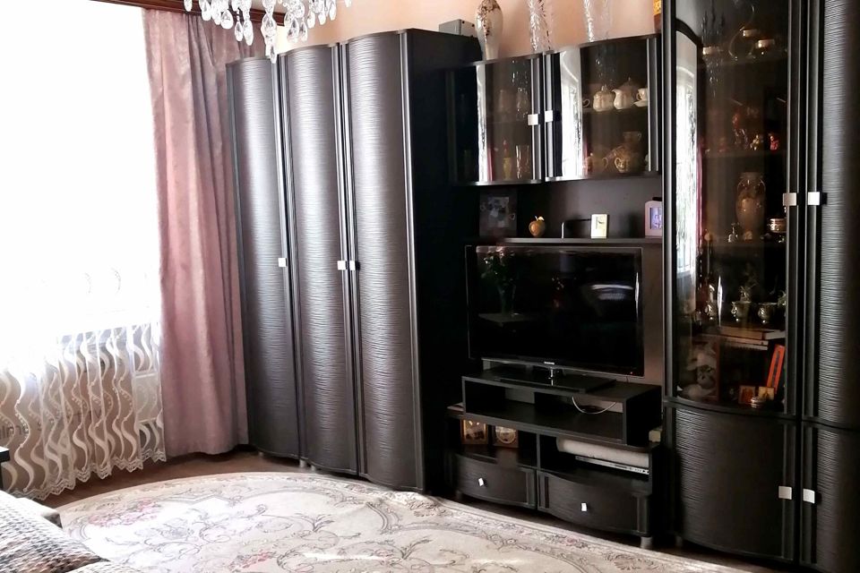 Продаётся 1-комнатная квартира, 37.6 м²
