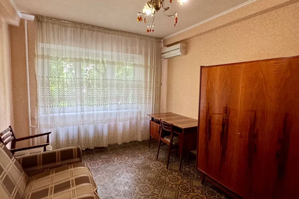 Продаётся 3-комнатная квартира, 60.8 м²