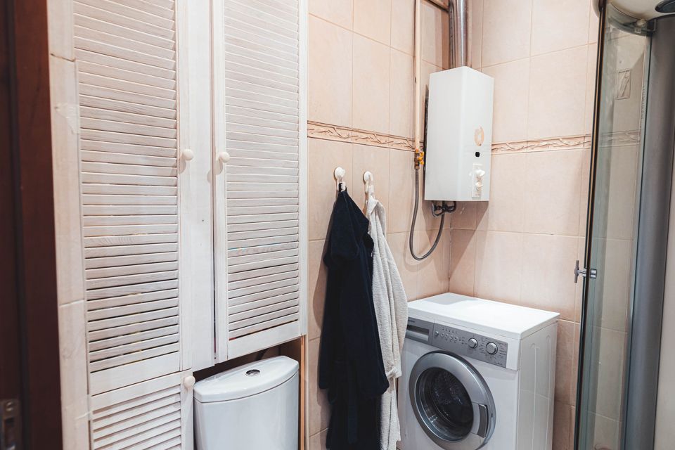 Продаётся 4-комнатная квартира, 186 м²