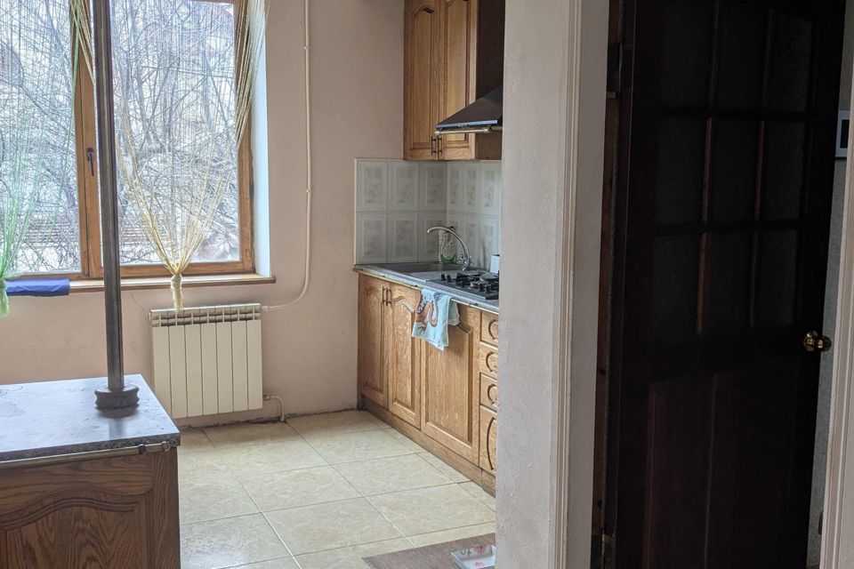 Продаётся 2-этажный дом, 270 м²