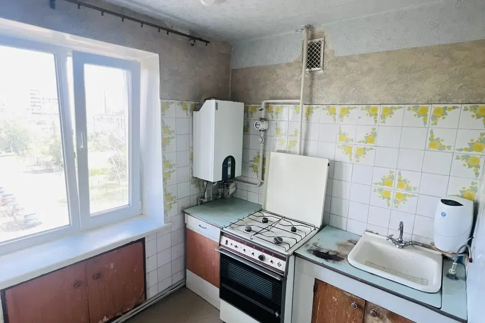 Продаётся 4-комнатная квартира, 79 м²