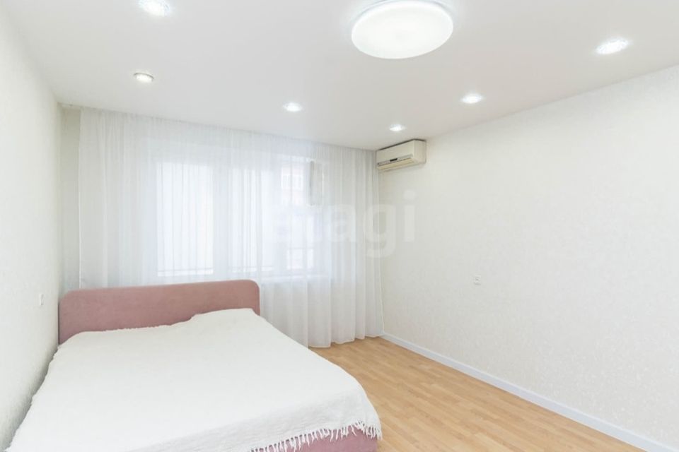 Продаётся 3-комнатная квартира, 100 м²