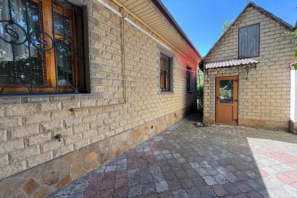 Продаётся 1-этажный дом, 120 м²