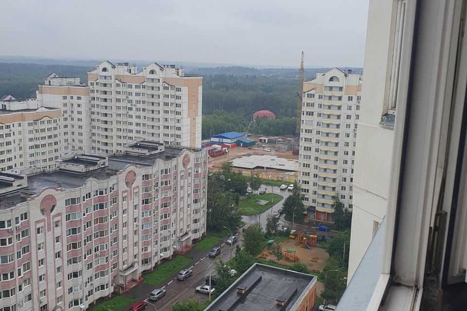 Продаётся 2-комнатная квартира, 60.3 м²