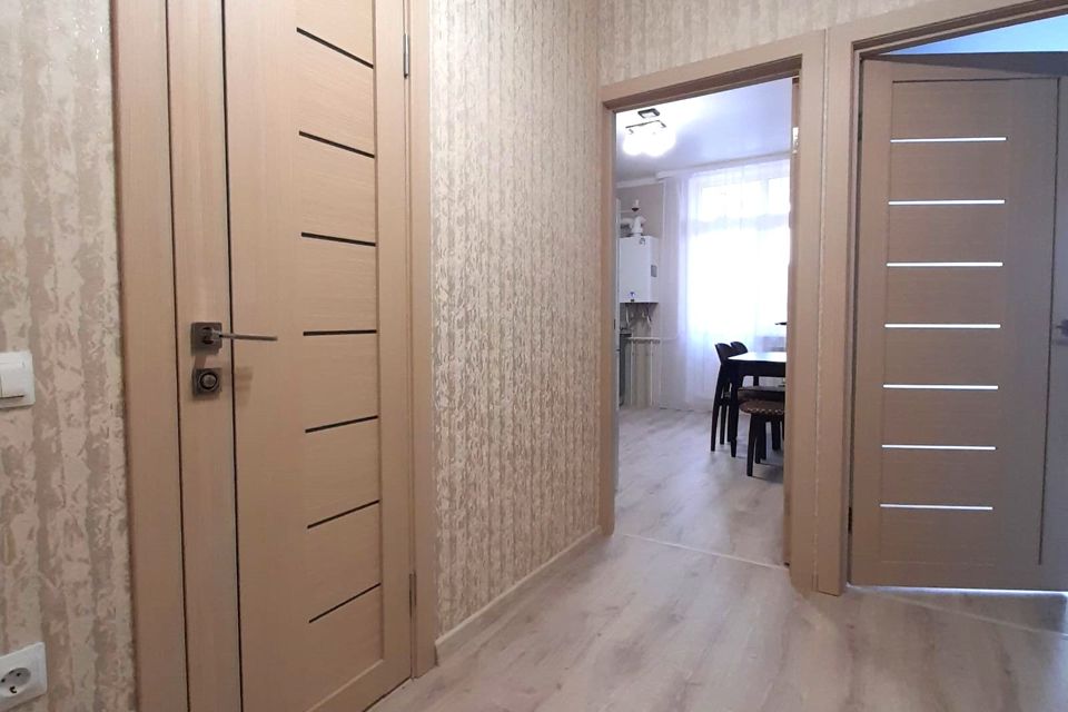 Сдаётся 1-комнатная квартира, 42 м²