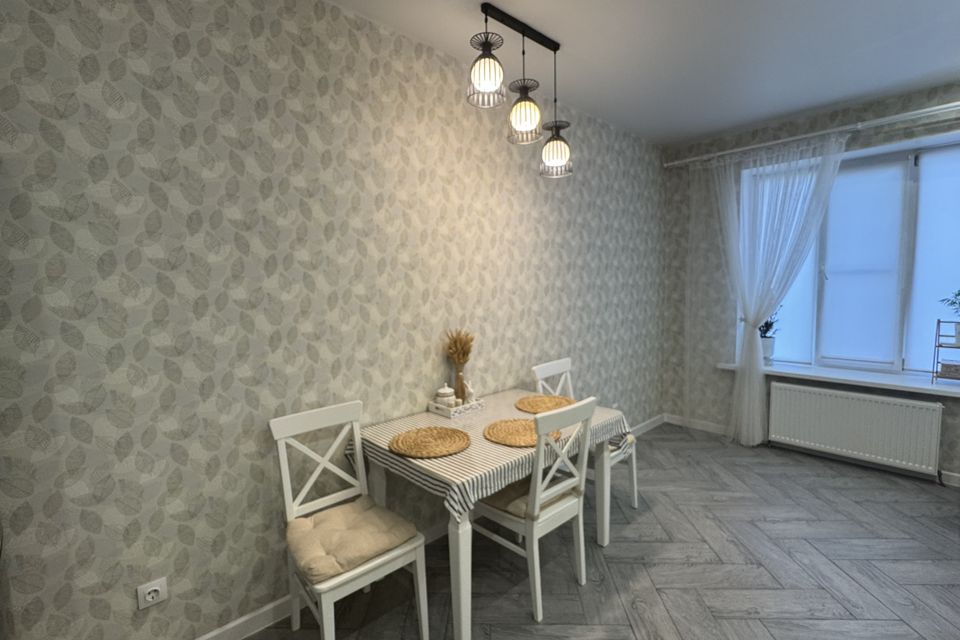 Продаётся 1-комнатная квартира, 46 м²
