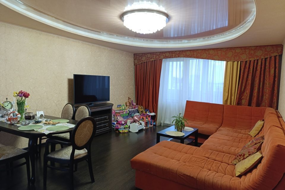 Продаётся 3-комнатная квартира, 82.1 м²