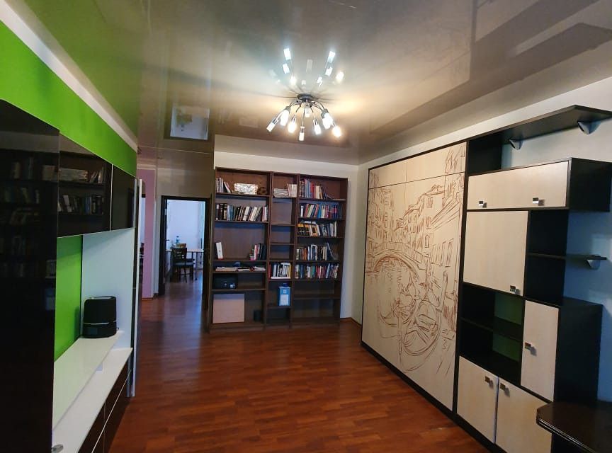 Продаётся 1-комнатная квартира, 41.8 м²