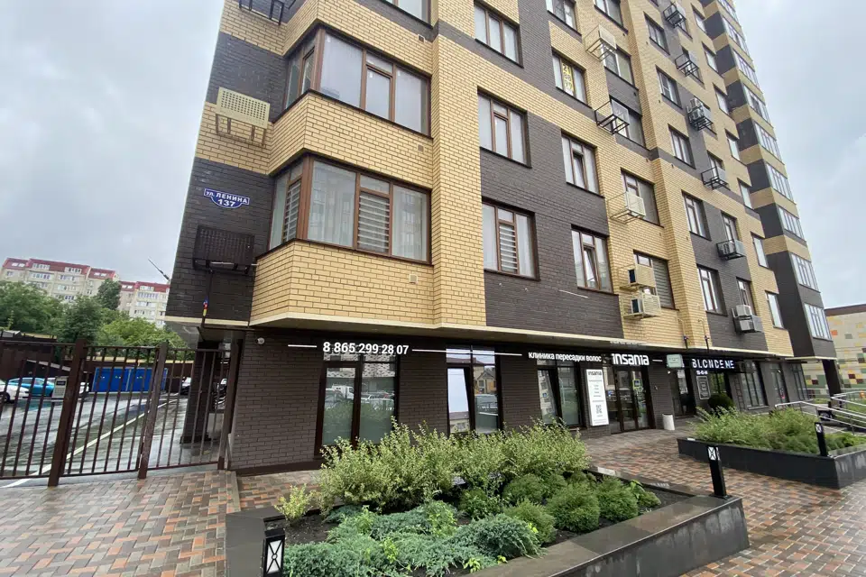 Продаётся 1-комнатная квартира, 54.9 м²
