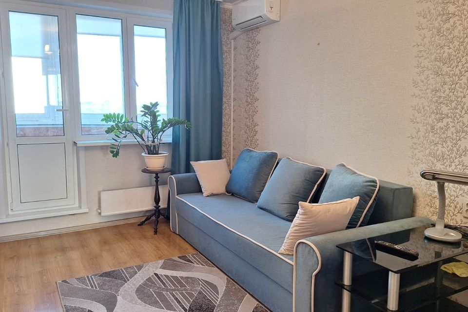 Продаётся 1-комнатная квартира, 37.9 м²