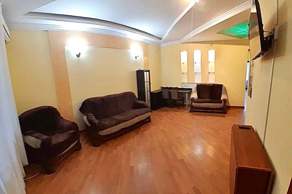 Продаётся 3-комнатная квартира, 87 м²