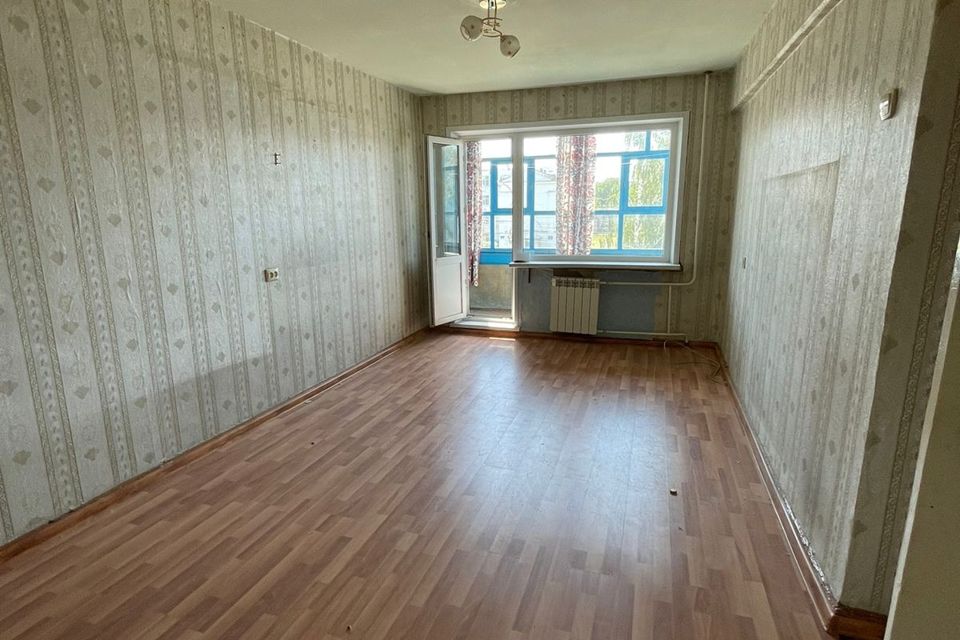Продаётся 2-комнатная квартира, 41.8 м²