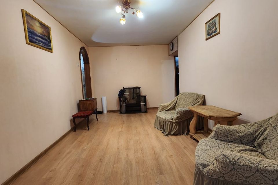 Продаётся 3-комнатная квартира, 60 м²