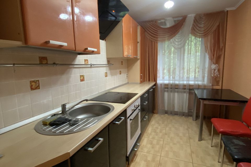 Продаётся 3-комнатная квартира, 60.3 м²