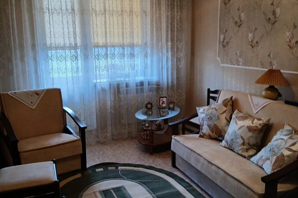 Продаётся 3-комнатная квартира, 72 м²