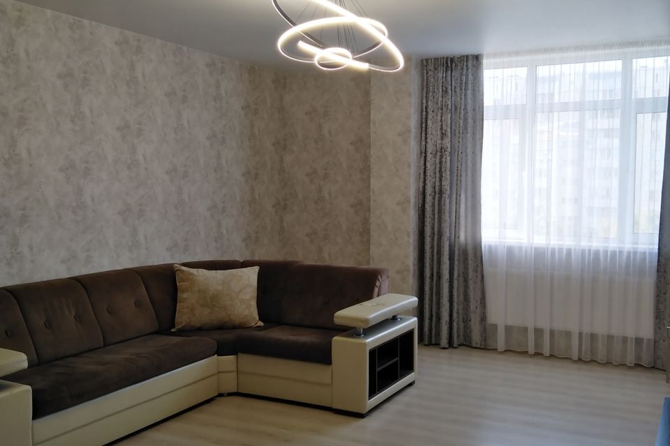 Продаётся 2-комнатная квартира, 83.8 м²