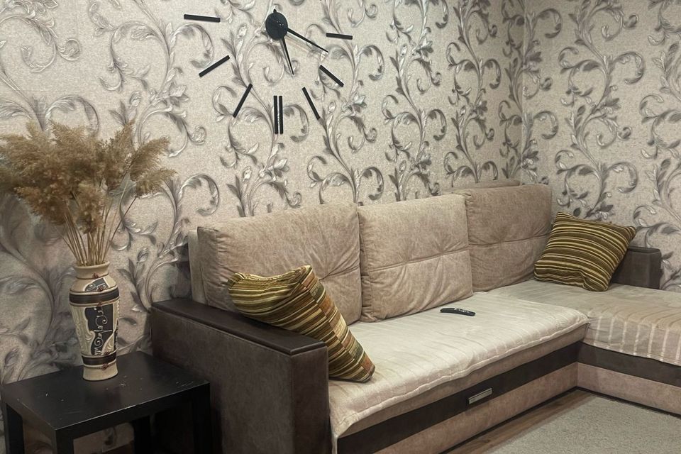 Продаётся 3-комнатная квартира, 67.9 м²