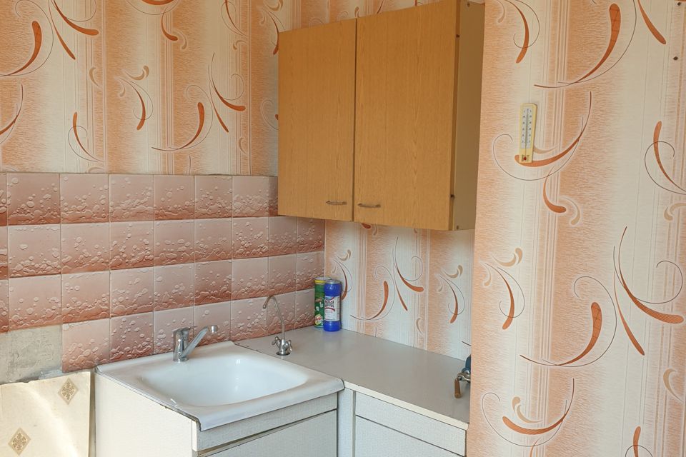 Продаётся 1-комнатная квартира, 38 м²