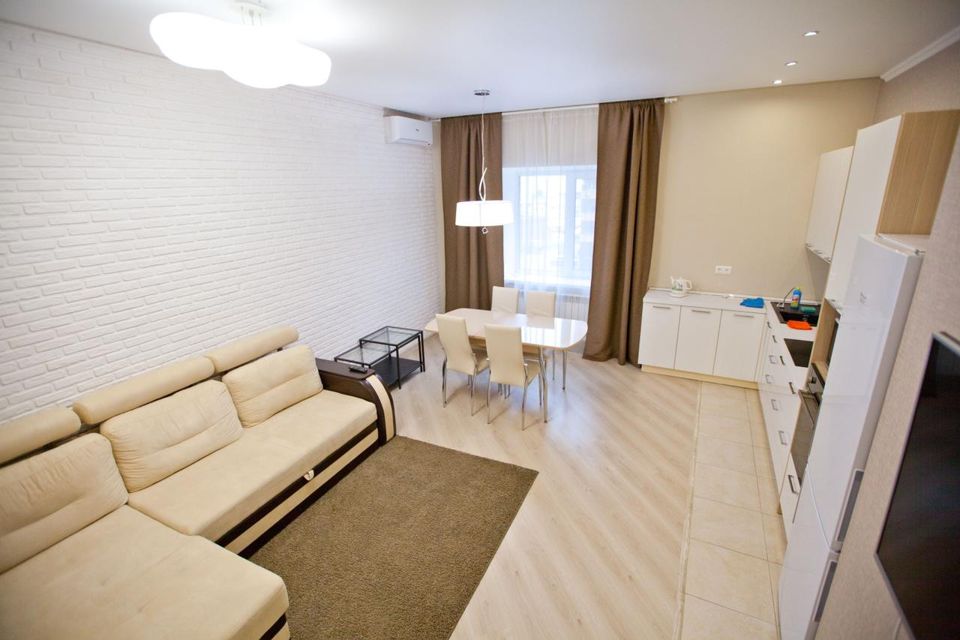 Сдаётся 4-комнатная квартира, 110 м²