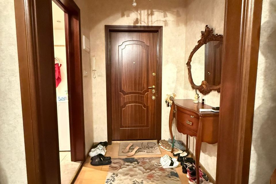 Продаётся 3-комнатная квартира, 79.7 м²