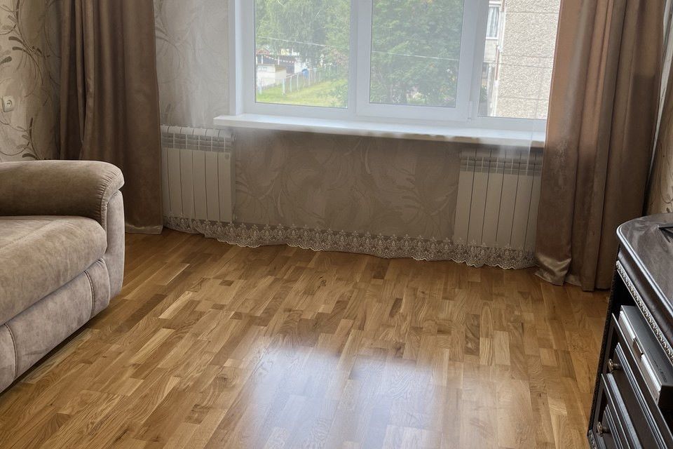 Продаётся 4-комнатная квартира, 68.5 м²
