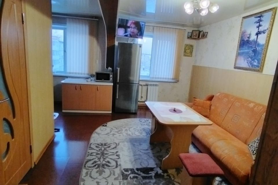 Продаётся 3-комнатная квартира, 60 м²