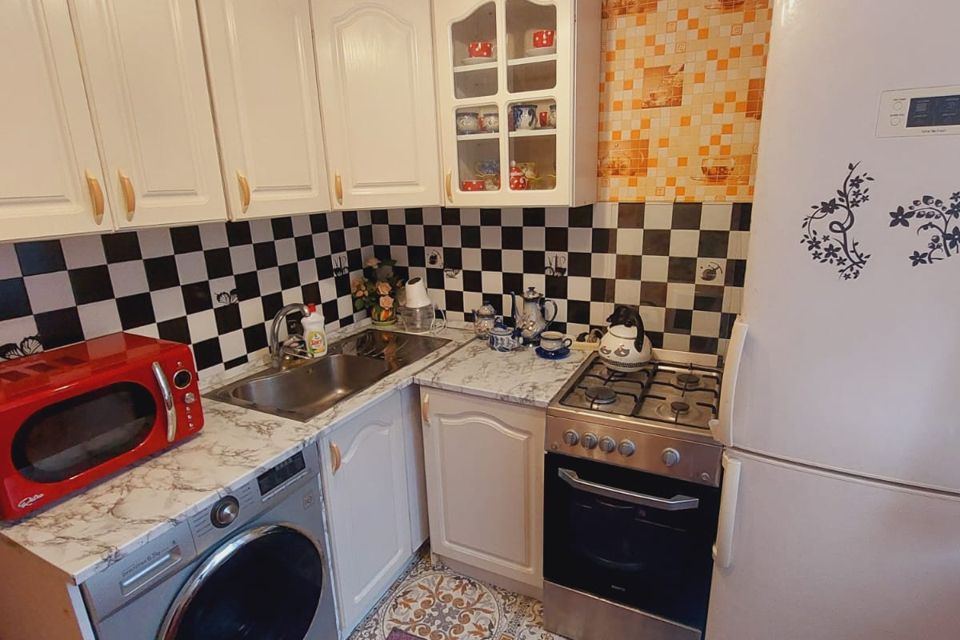 Продаётся 3-комнатная квартира, 58.4 м²