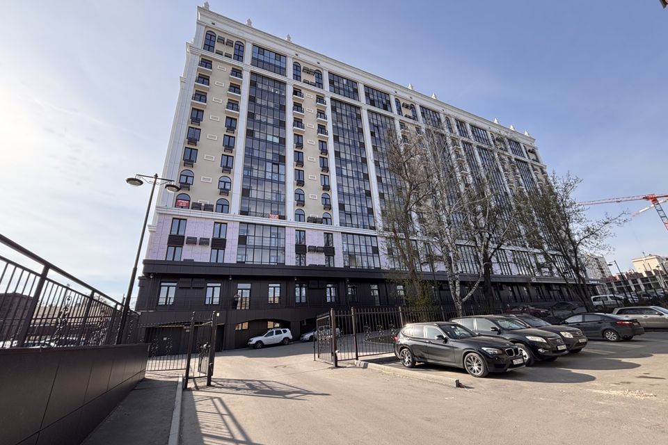 Продаётся 3-комнатная квартира, 110.2 м²