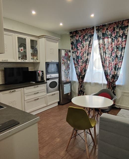 Продаётся 2-комнатная квартира, 62.5 м²