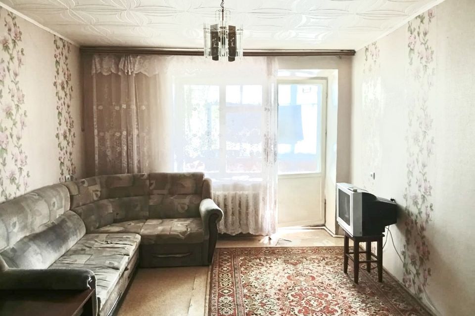 Продаётся 3-комнатная квартира, 59.2 м²